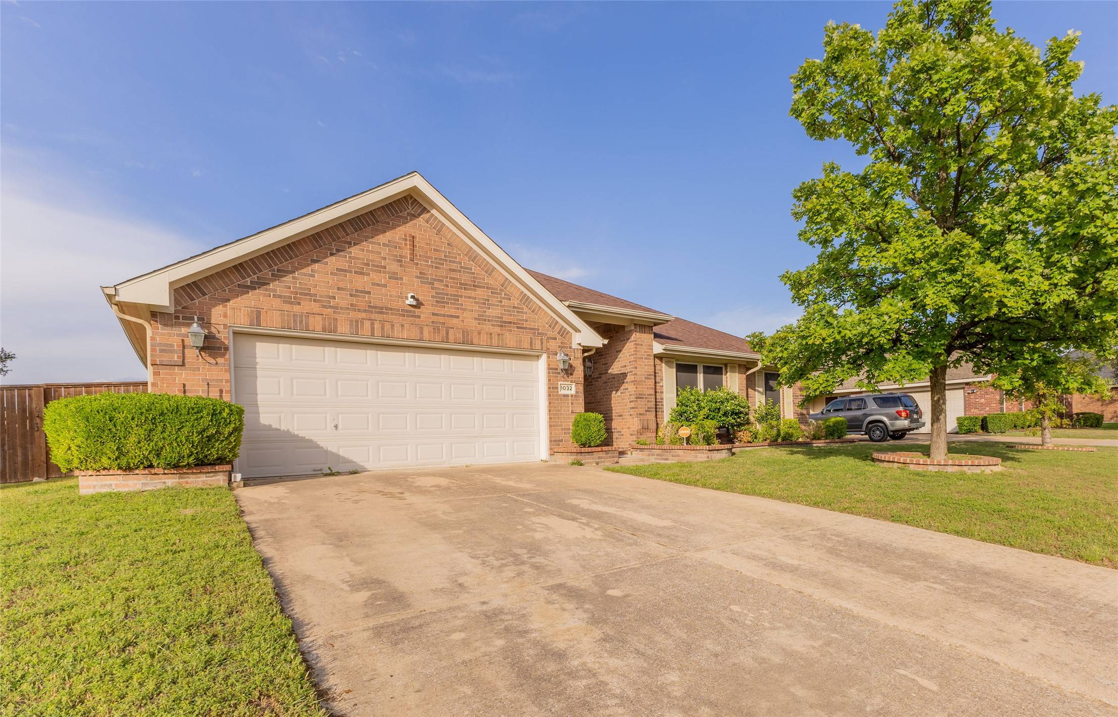 1032 Bending Oak DR, Cedar Hill, TX 75104