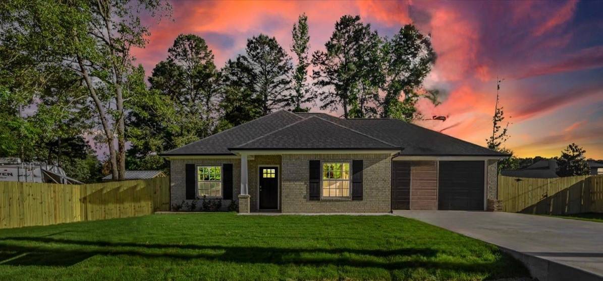 2377 Ridgley DR, Flint, TX 75762