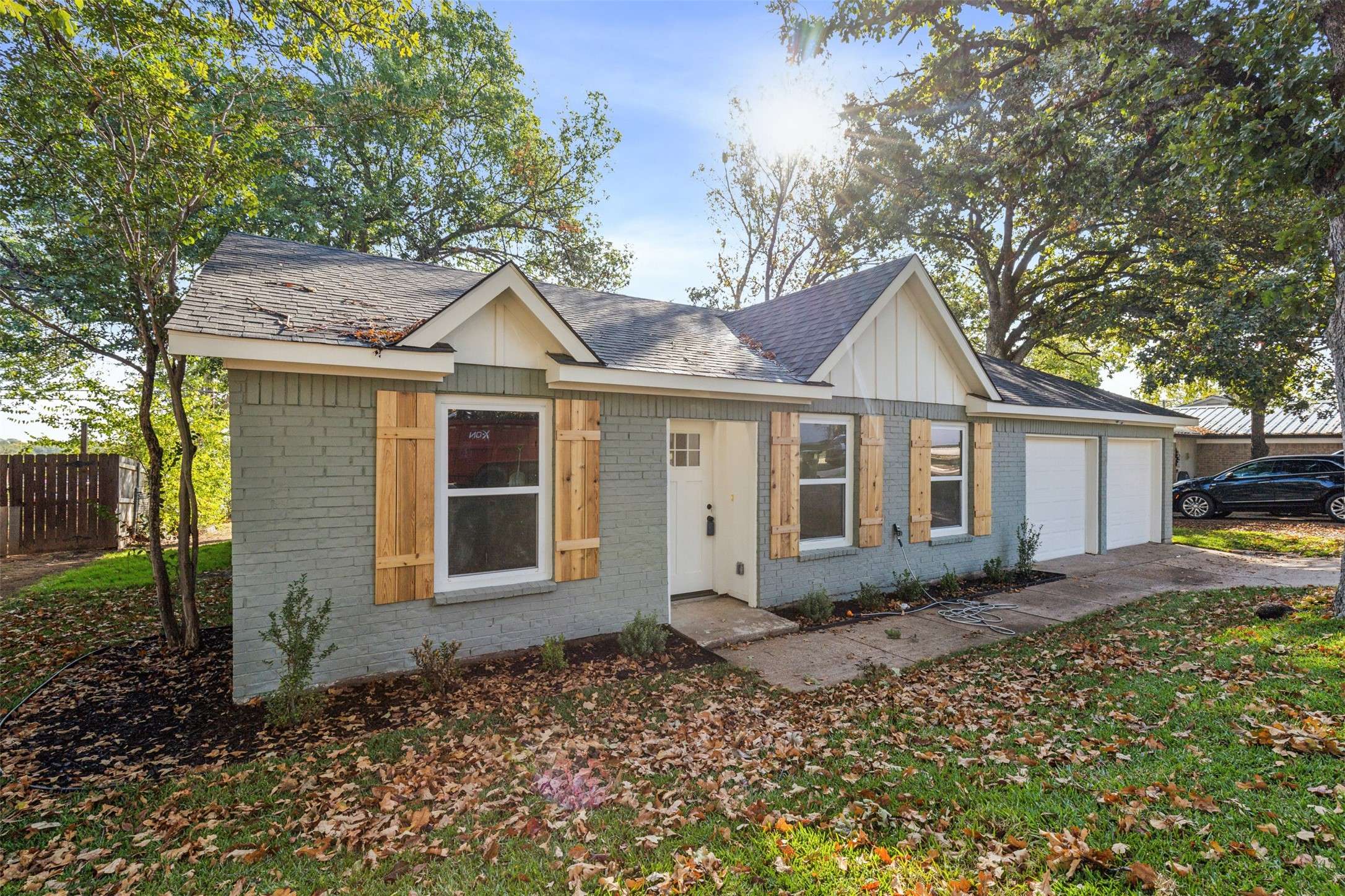 3709 French Wood DR, Arlington, TX 76016