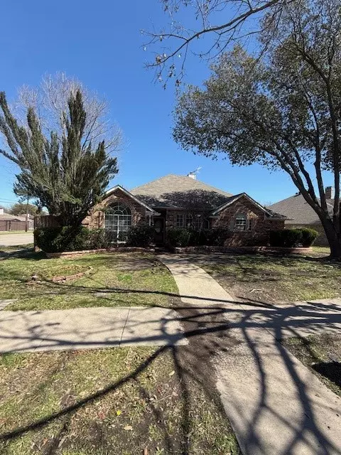 2340 Penrose DR, Mesquite, TX 75150
