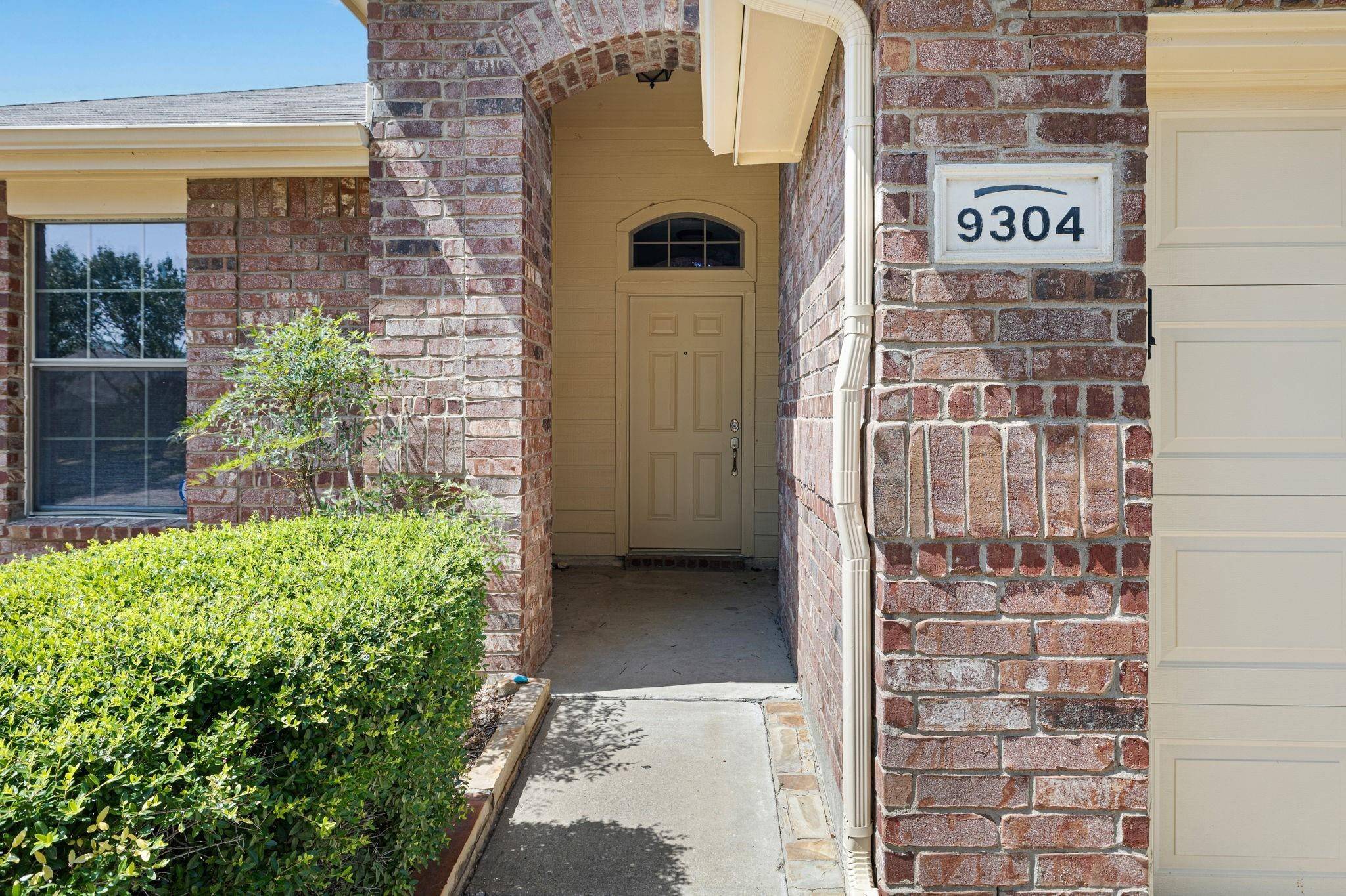 Mckinney, TX 75071,9304 Warren DR