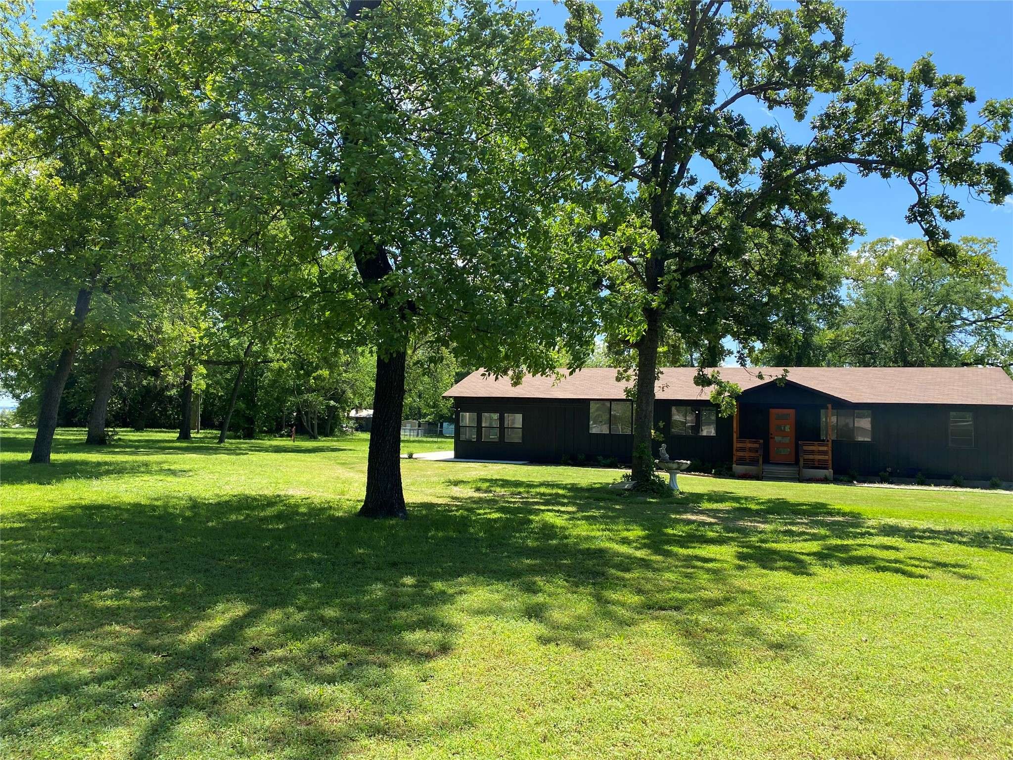 Tool, TX 75143,106 Earl Kay LN
