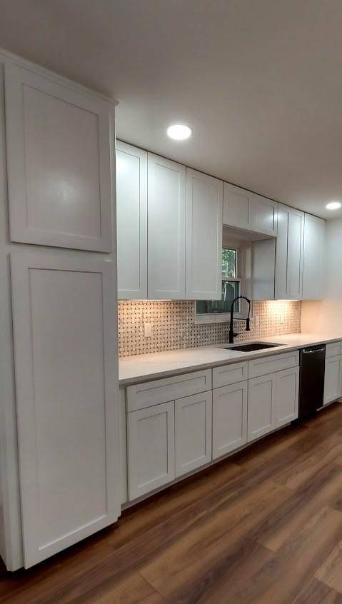 Hurst, TX 76054,624 Hillview DR