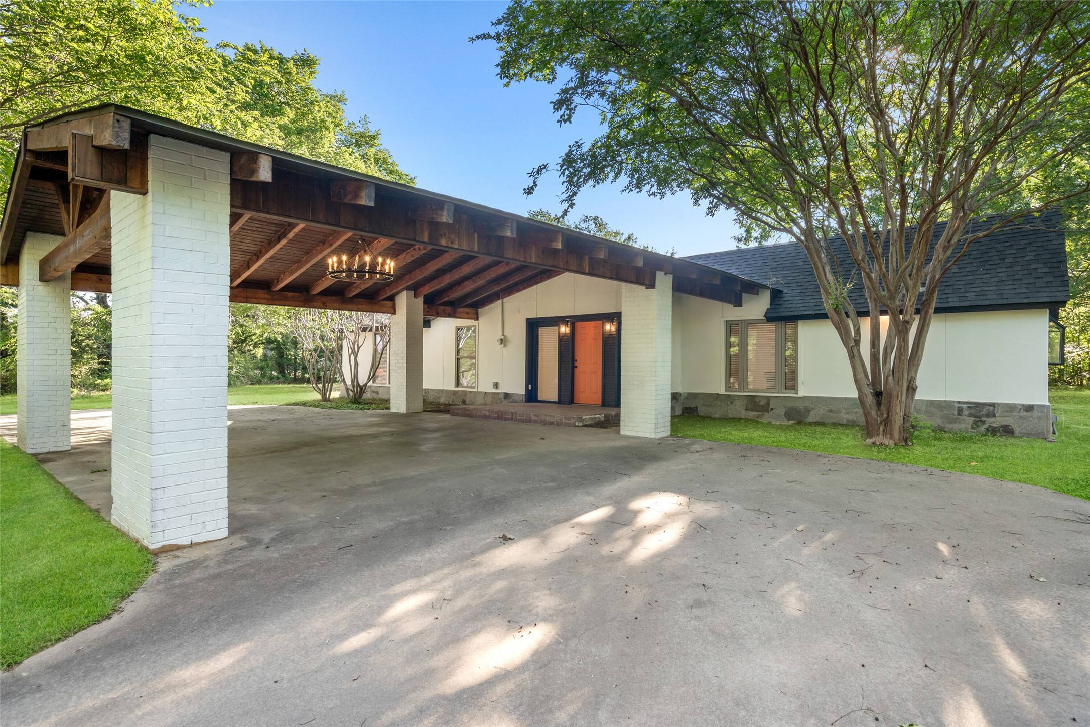 Bonham, TX 75418,784 County Road 2515