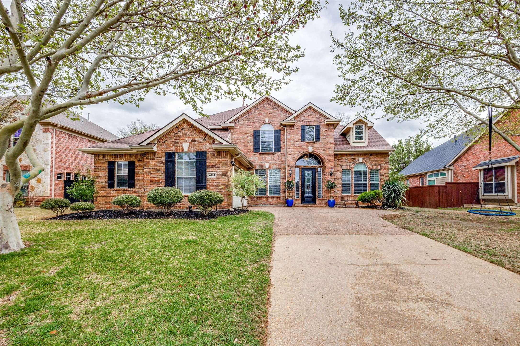 6104 Grand Meadow LN, Flower Mound, TX 75028