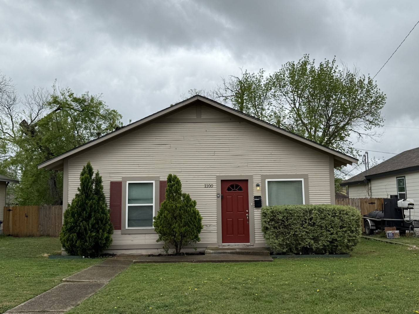1100 E Richmond AVE, Fort Worth, TX 76104