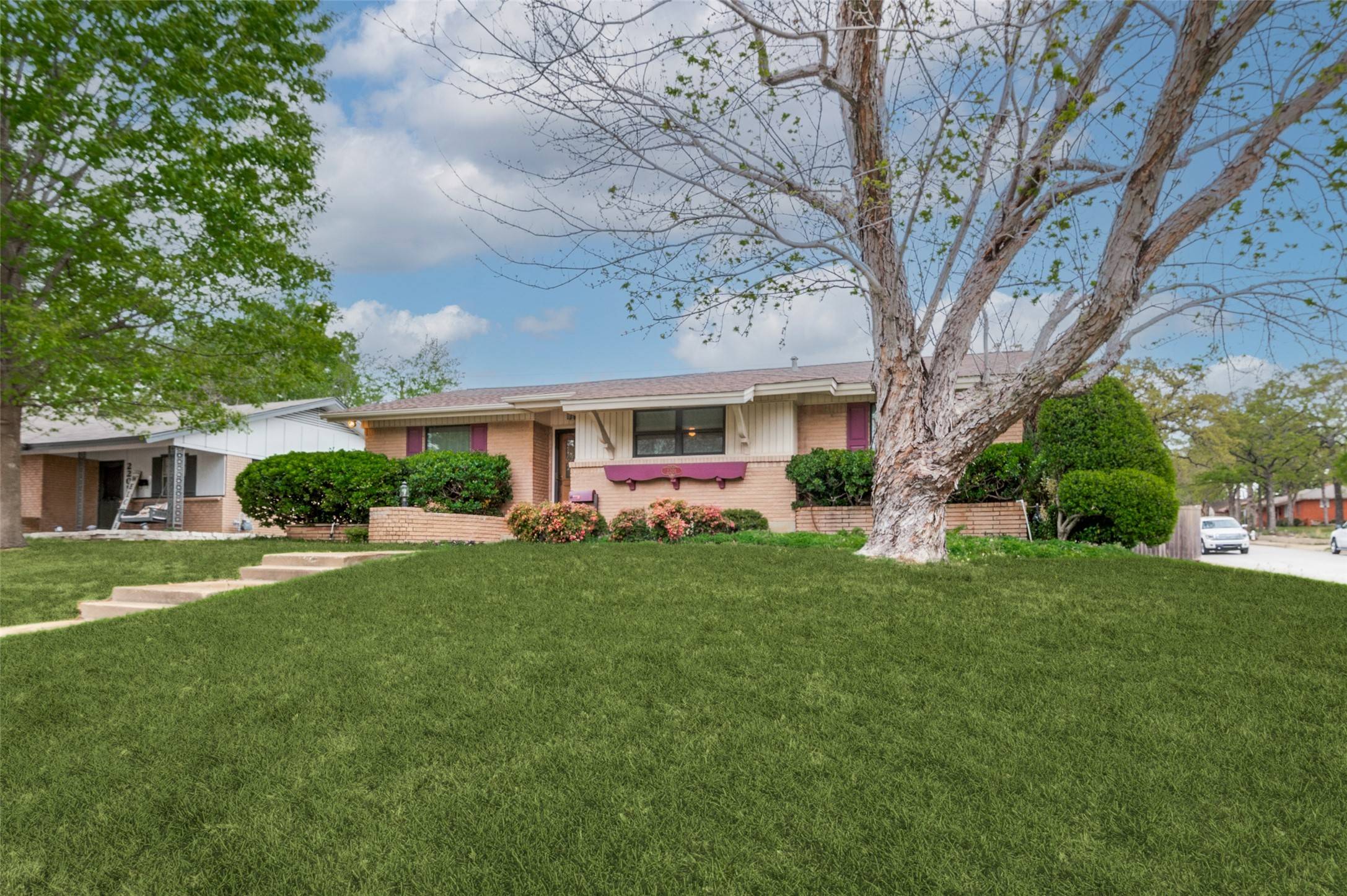 2201 Druid DR, Irving, TX 75060