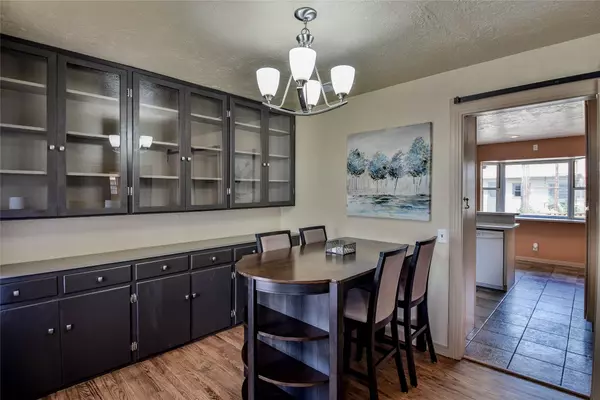 Granbury, TX 76048,110 W Doyle ST