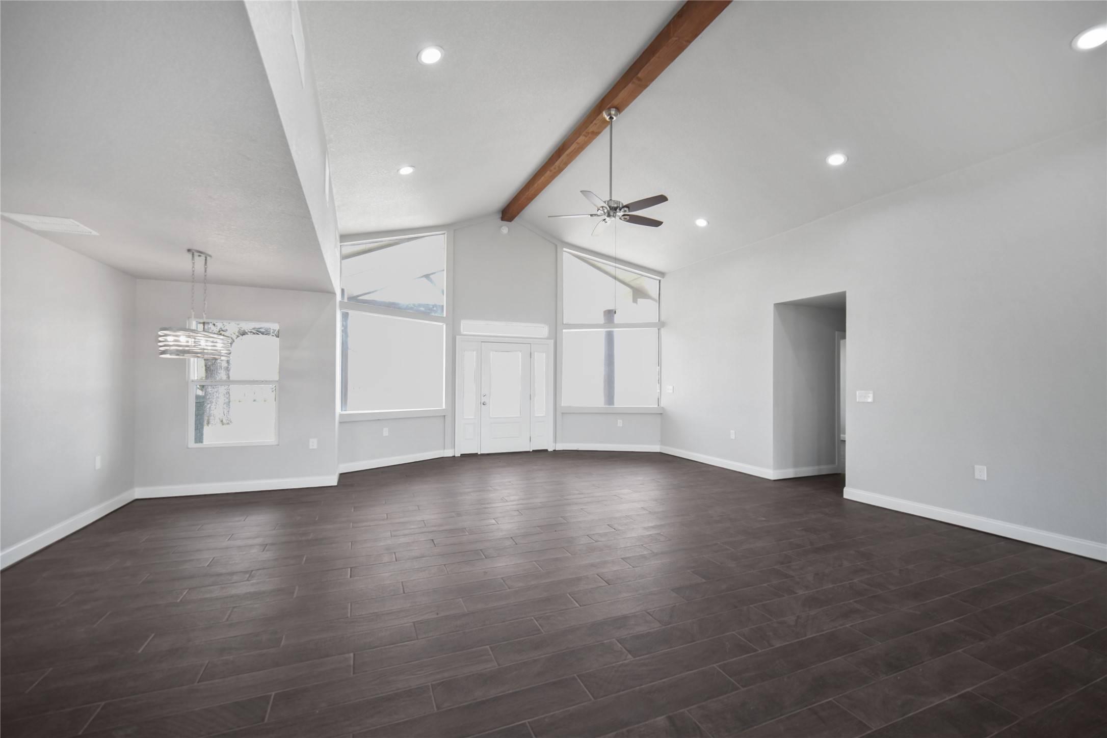 101 Brad ST, Jacksboro, TX 76458