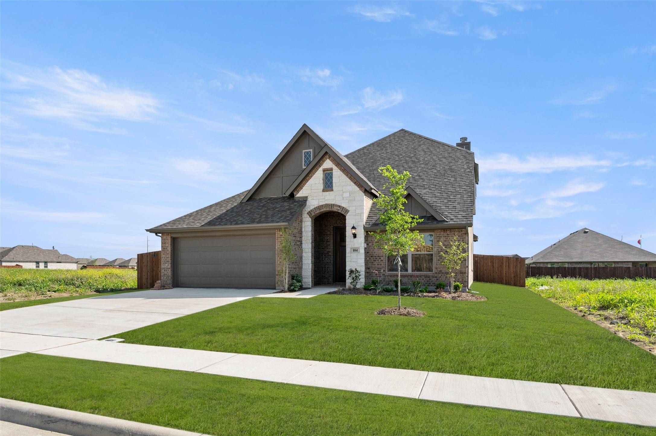 Grandview, TX 76050,104 Trinity