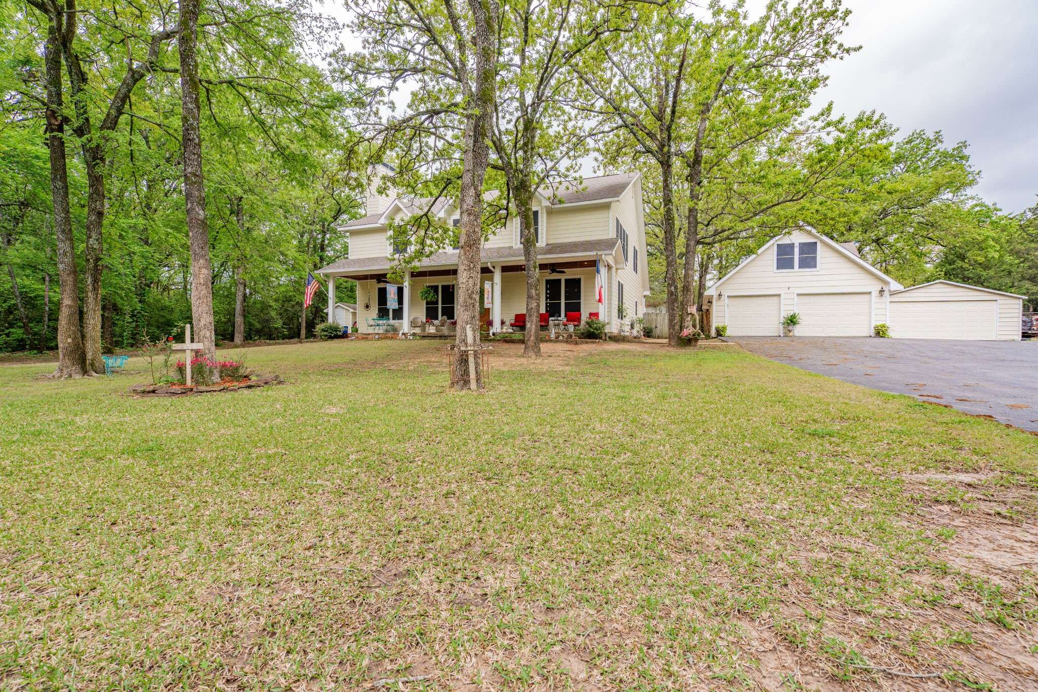 Gun Barrel City, TX 75156,327 Forest LN