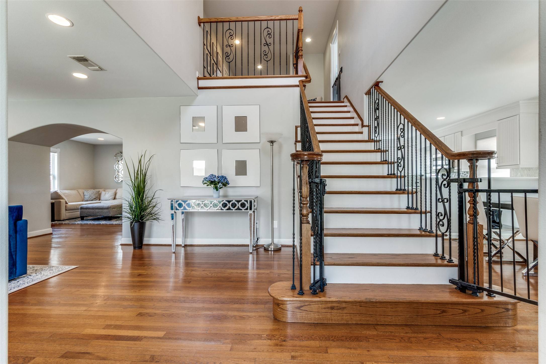 Dallas, TX 75206,5730 Winton ST