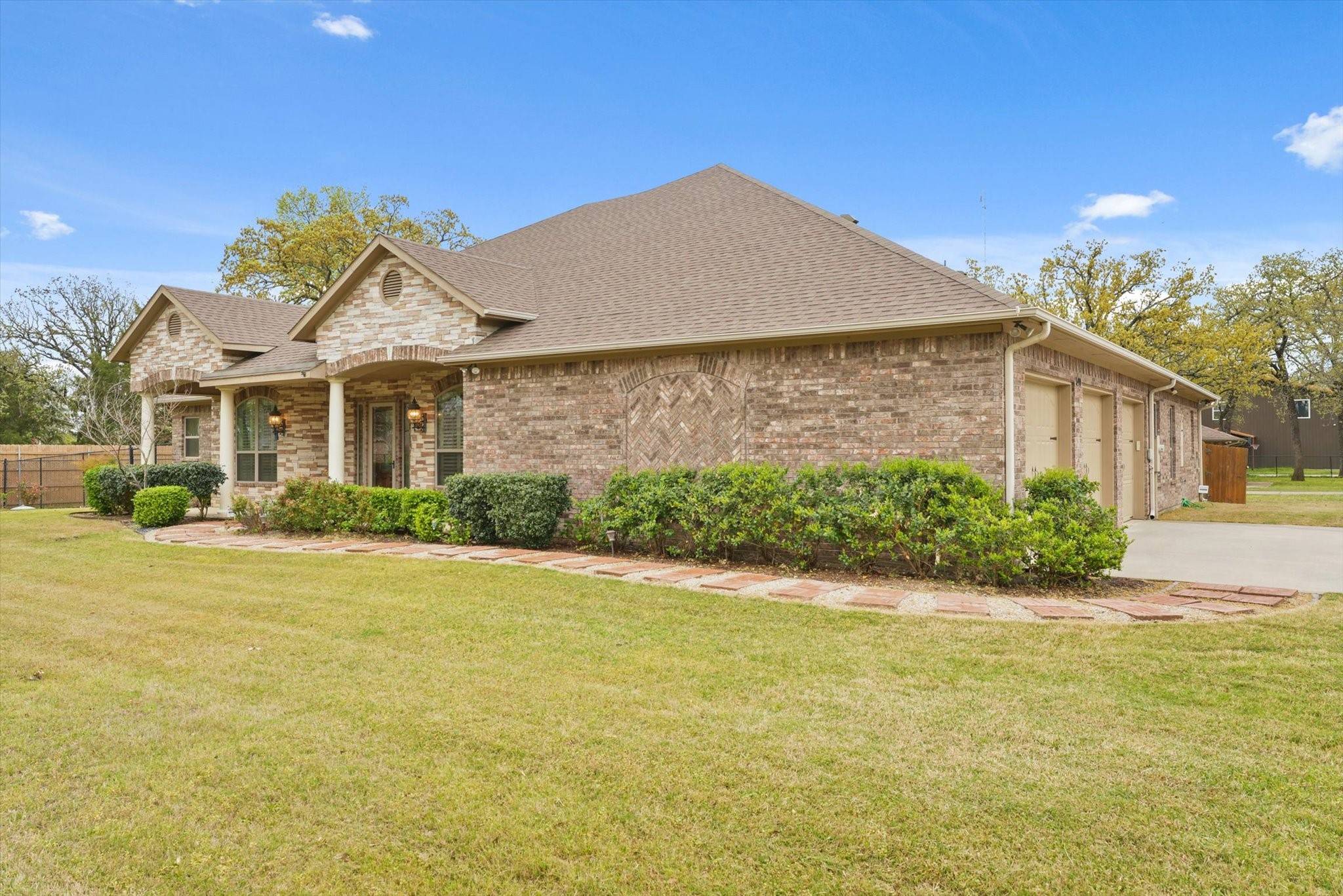 Mansfield, TX 76063,590 Turner Warnell RD