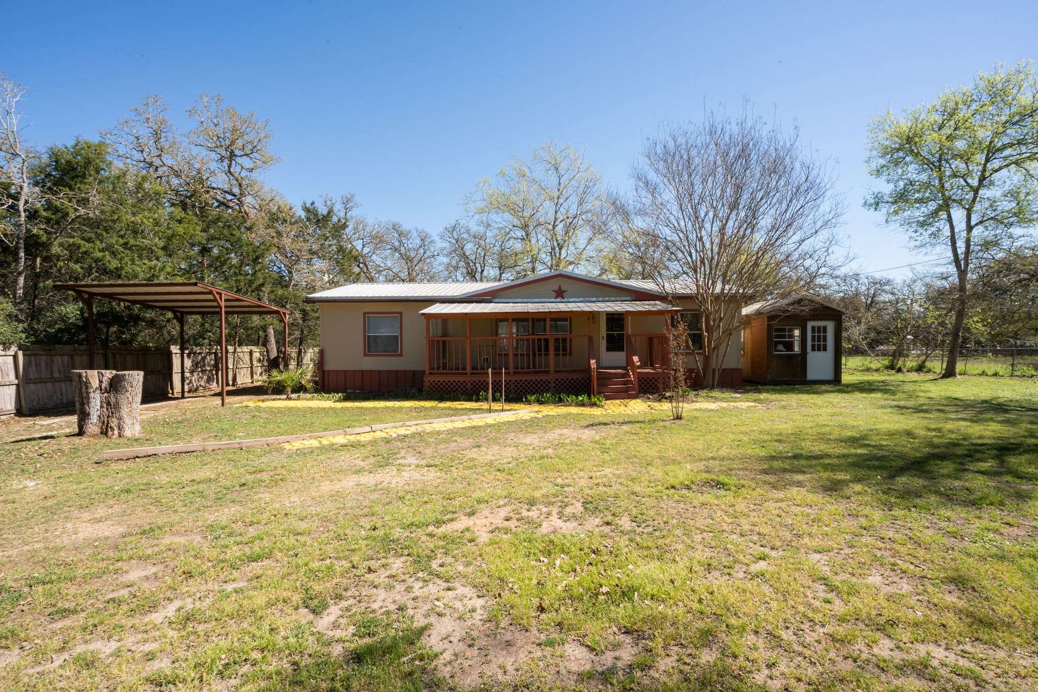 163 Lost Pine DR, Bastrop, TX 78602