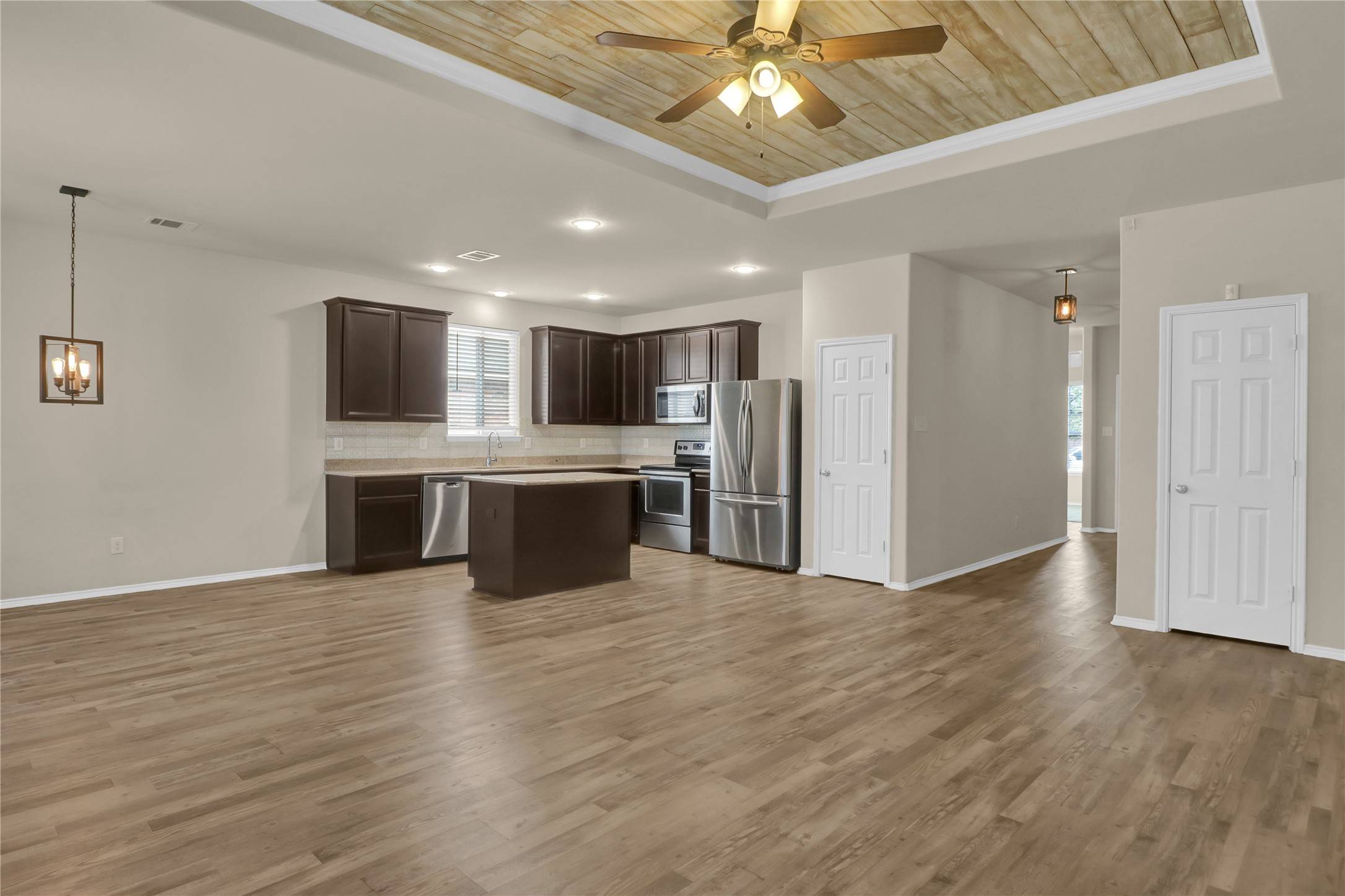 8305 Trickham BND, Fort Worth, TX 76131