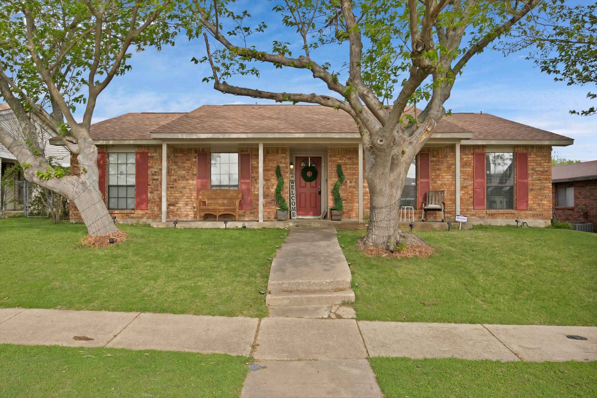 9712 White Ash RD, Dallas, TX 75249