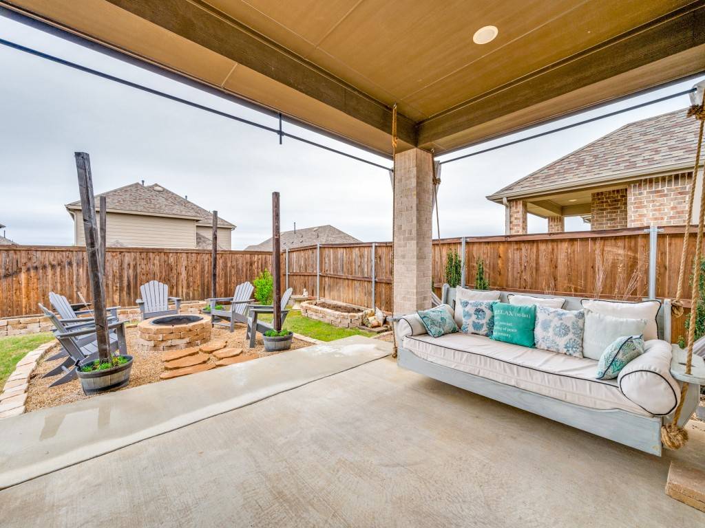 3517 Palmetto AVE, Aubrey, TX 76227