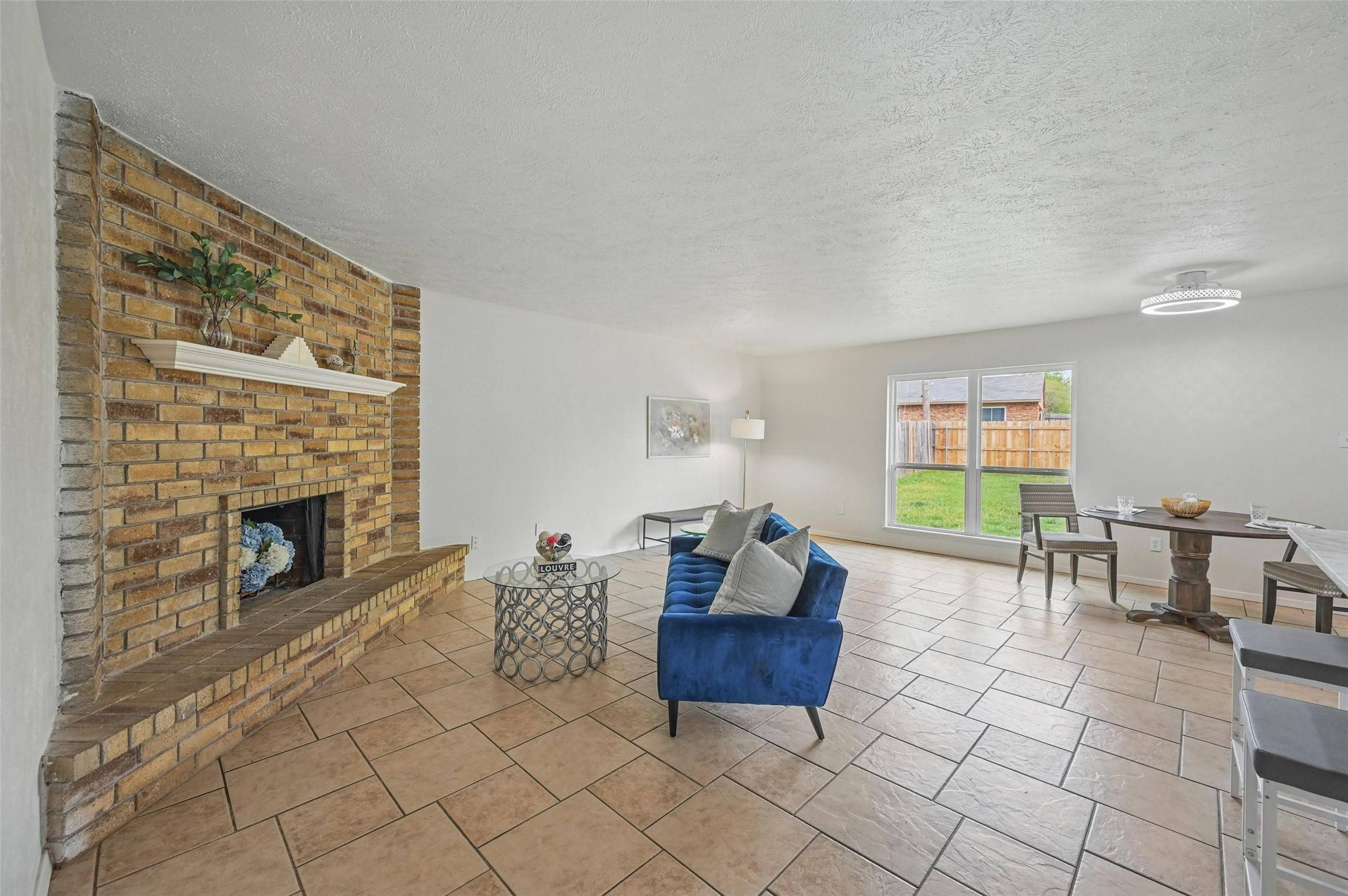 North Richland Hills, TX 76182,6925 Mid Cities BLVD