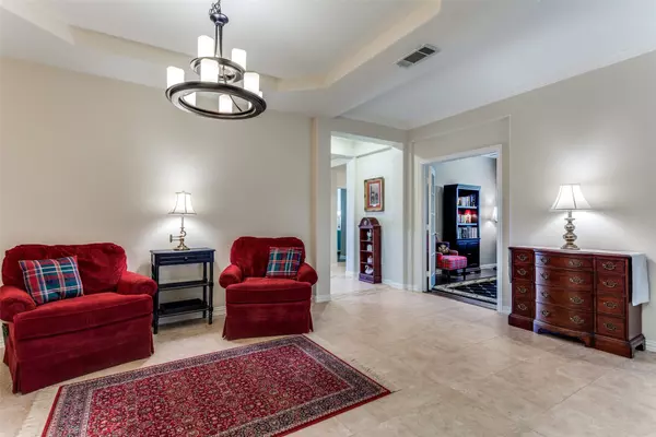 Denton, TX 76207,9509 Ravenwood DR