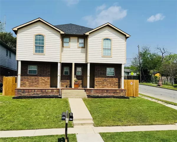 3329 Hanger AVE, Fort Worth, TX 76105