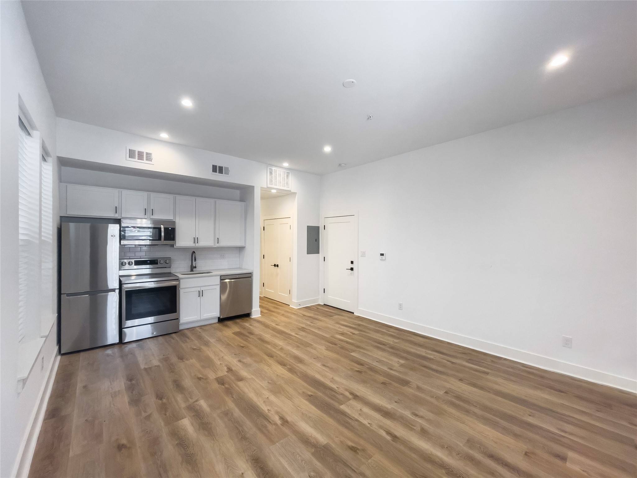 Dallas, TX 75208,617 N Tyler ST