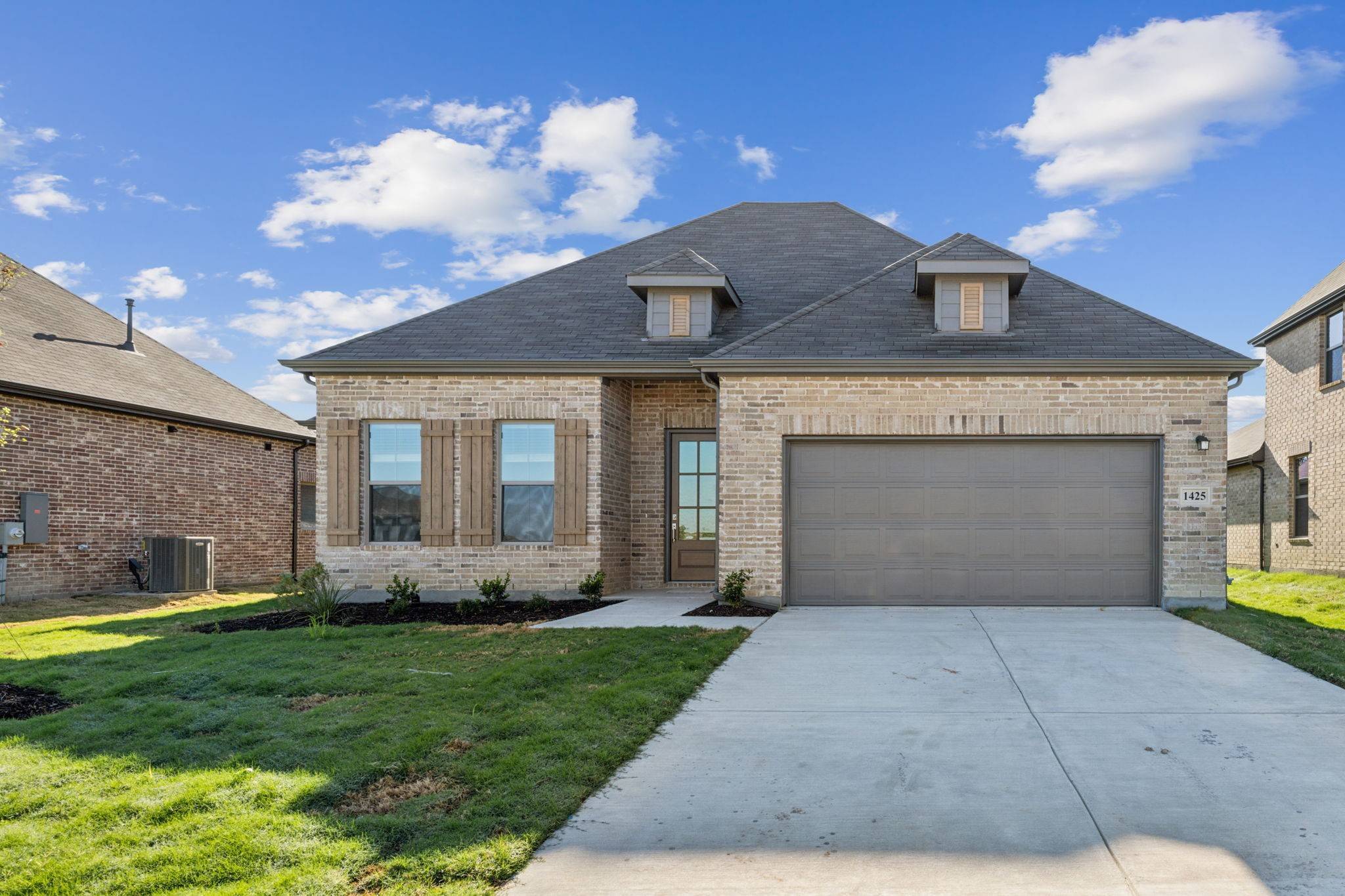 Van Alstyne, TX 75495,1401 Red Clover AVE