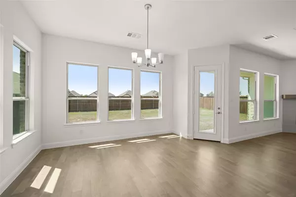 Waxahachie, TX 75167,421 Burrow DR