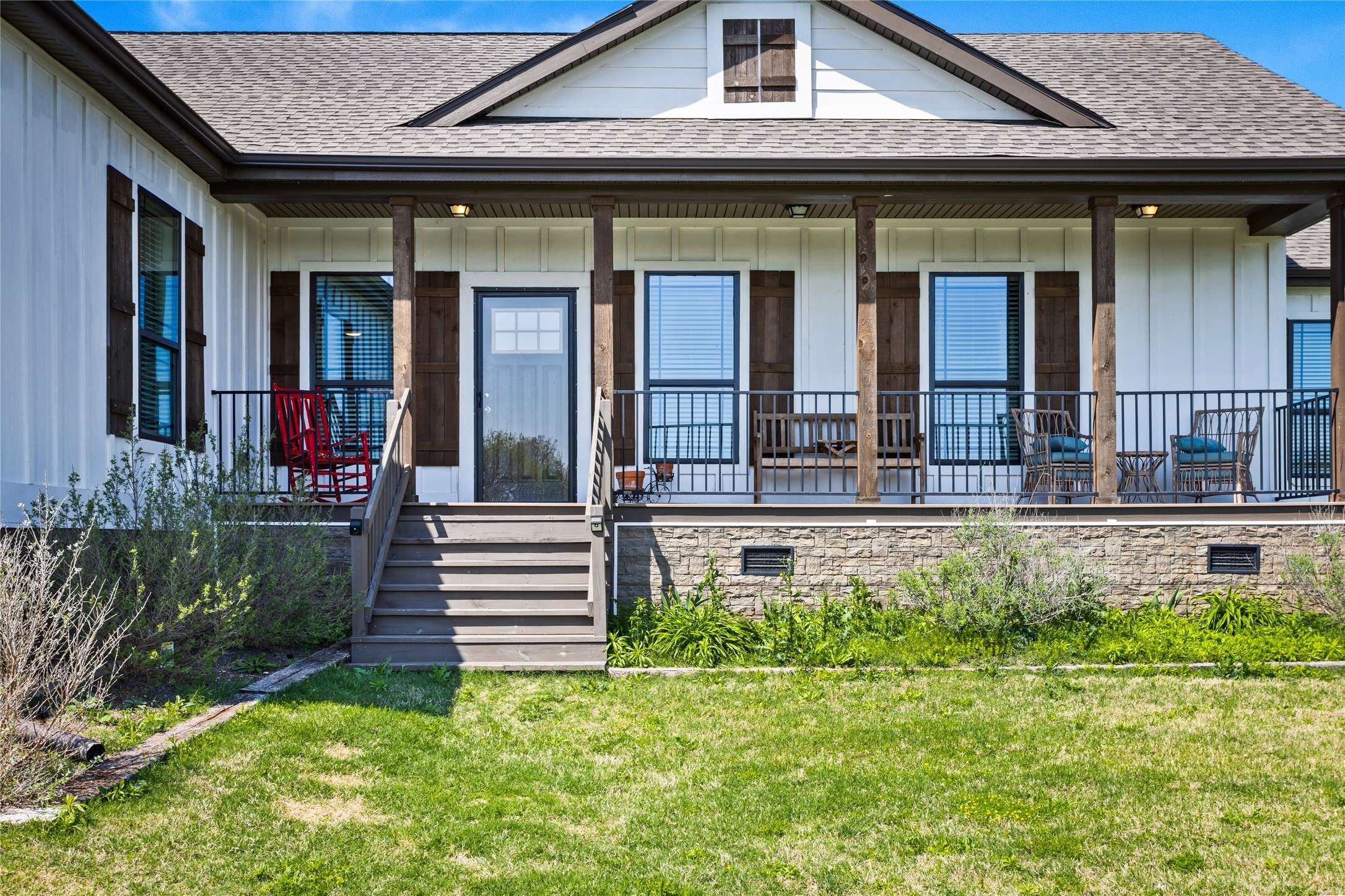 Whitewright, TX 75491,1022 Wortham RD