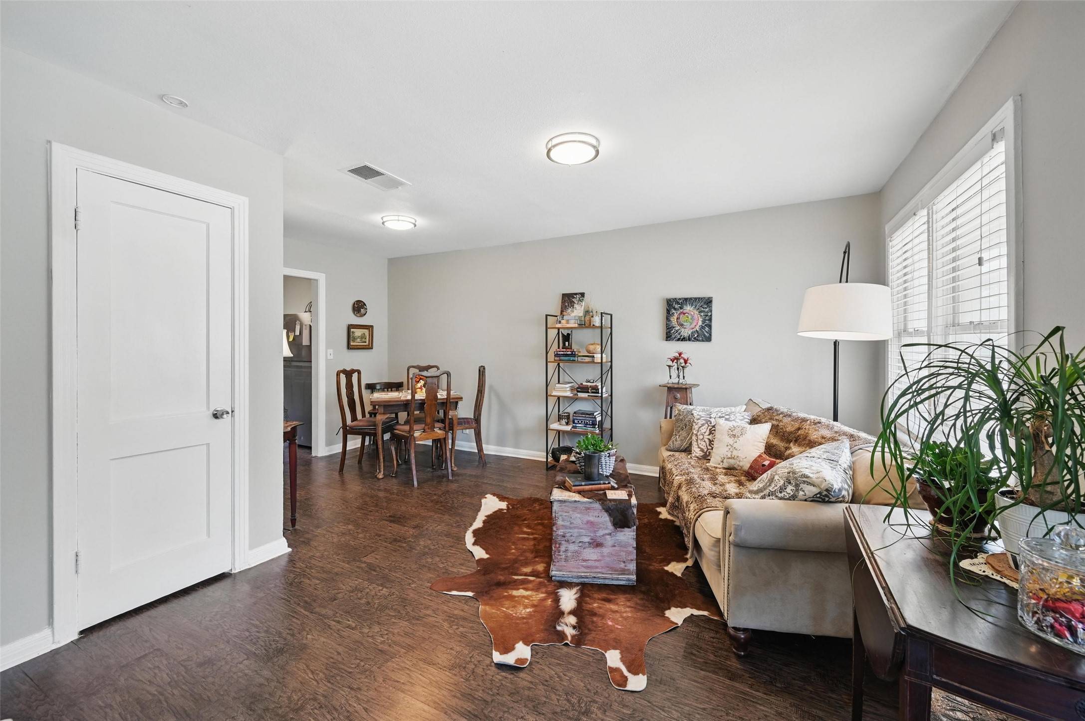 Fort Worth, TX 76111,2333 Bird ST