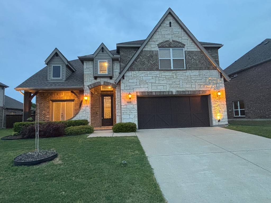 1212 Glendon DR, Forney, TX 75126