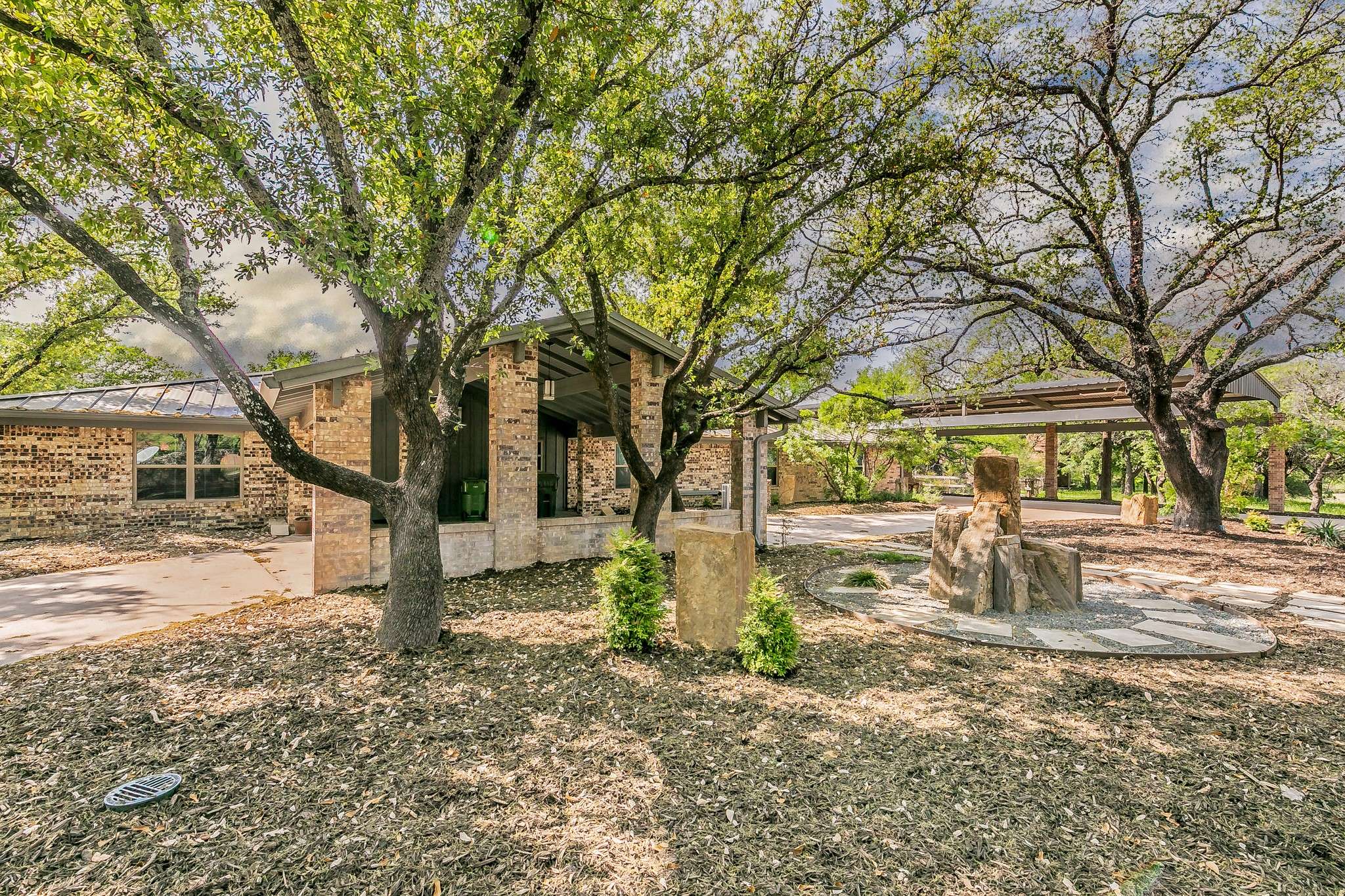 712 Squaw Creek RD, Willow Park, TX 76087