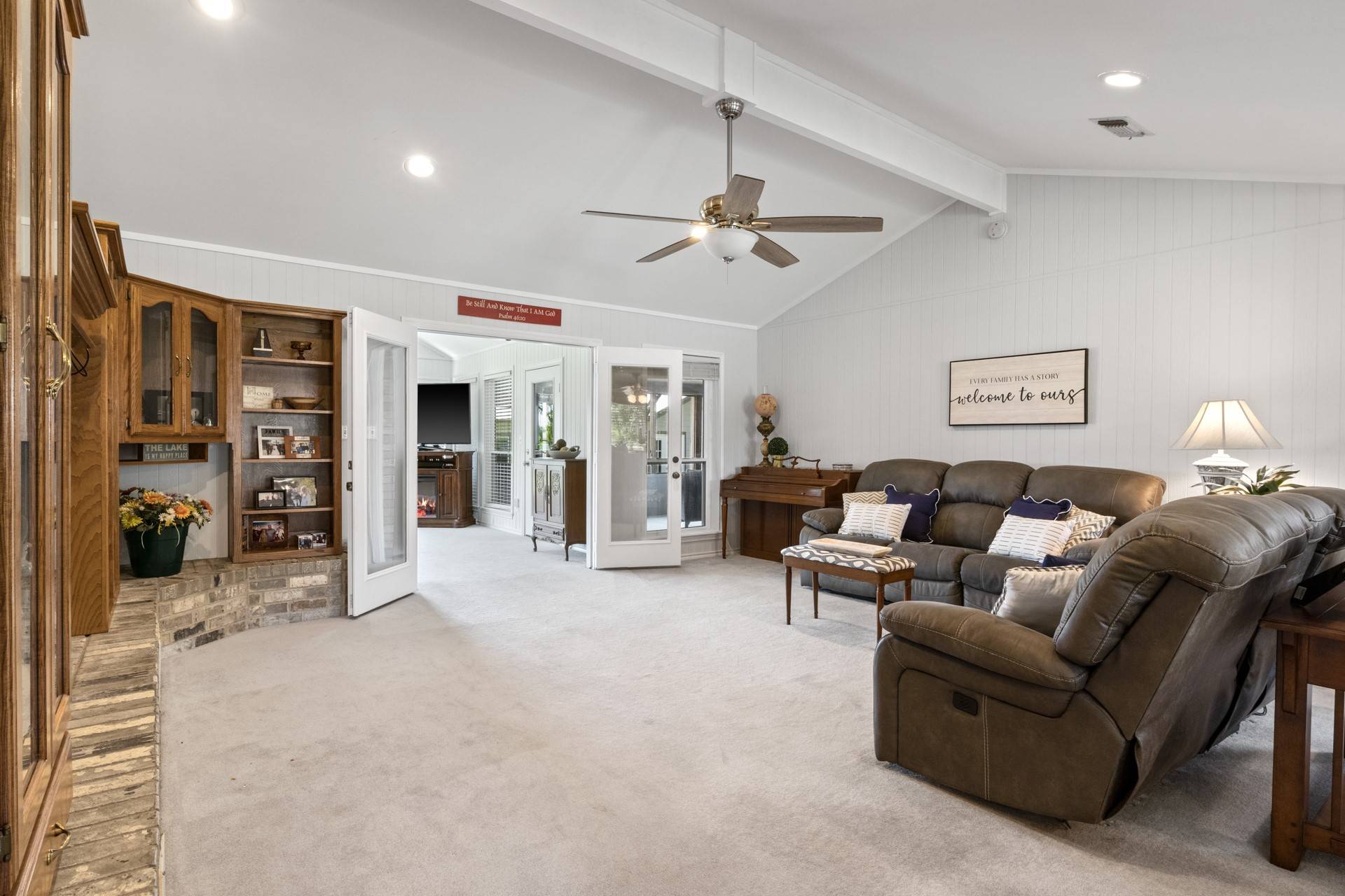 Mount Pleasant, TX 75455,664 County Road 2360