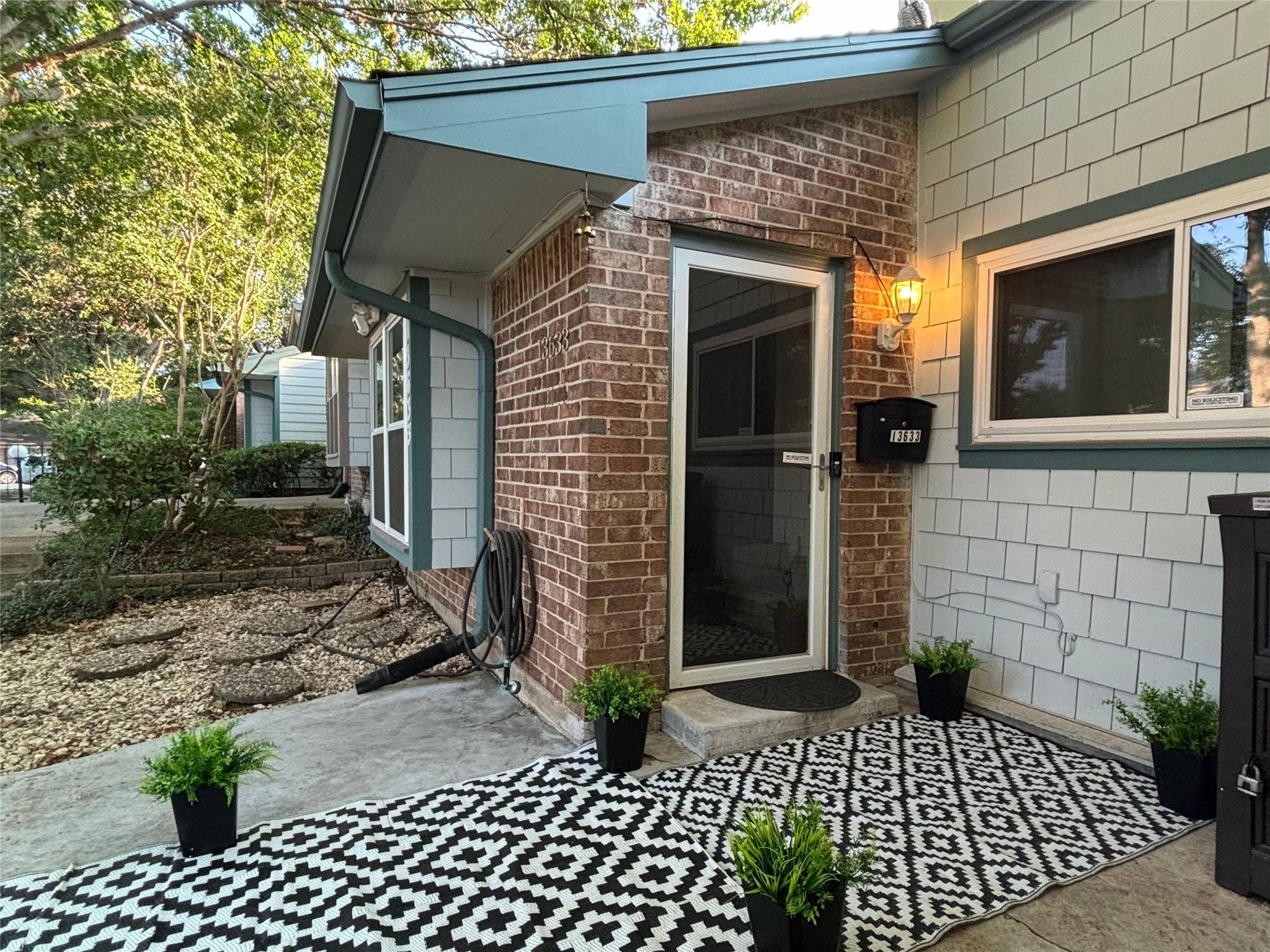 13633 Weald Green ST, Dallas, TX 75240