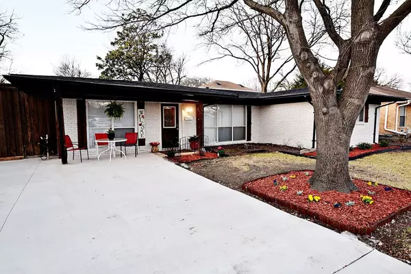421 Maple ST, Richardson, TX 75081