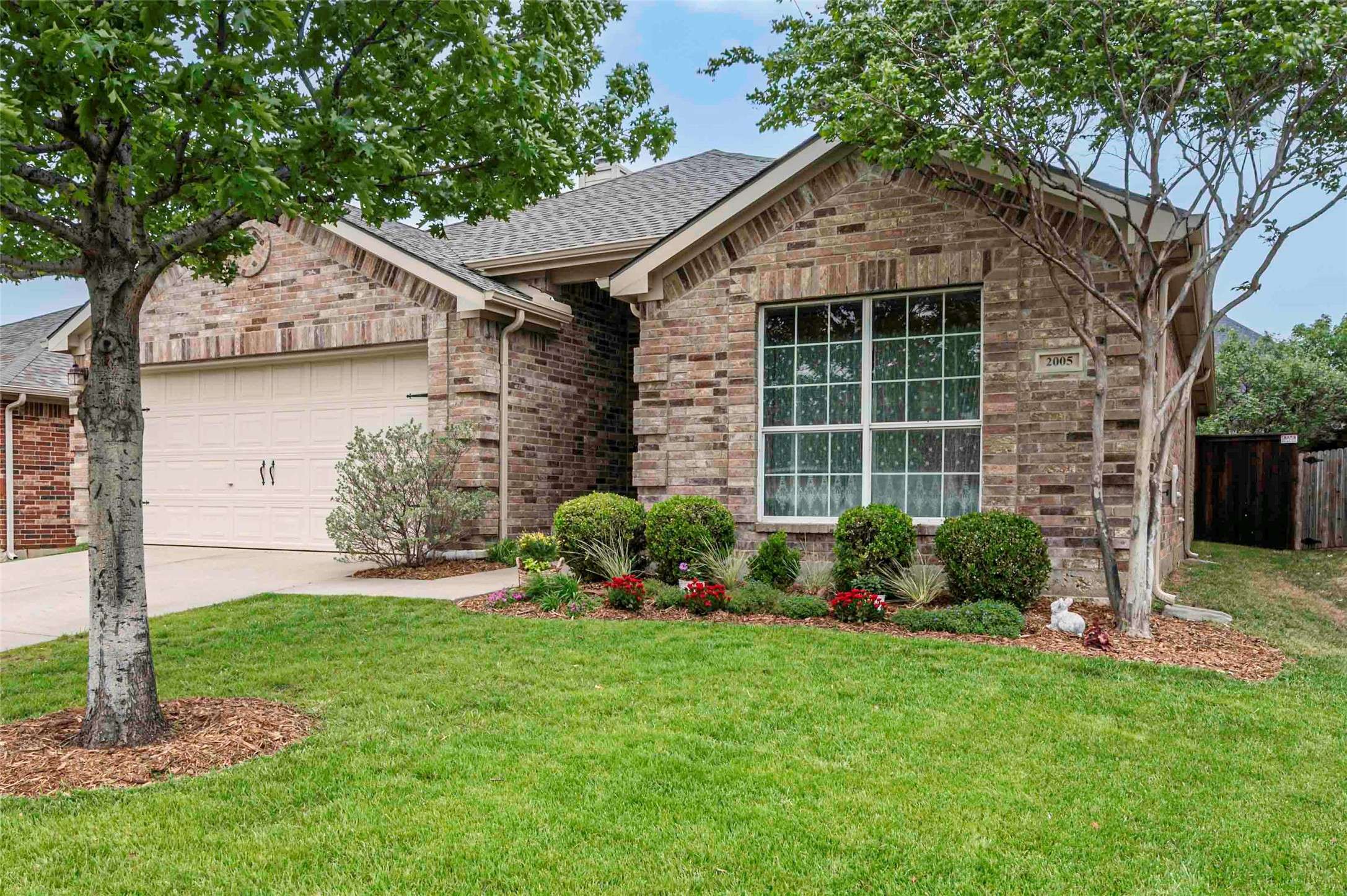 2005 Sunny Side DR, Little Elm, TX 75068