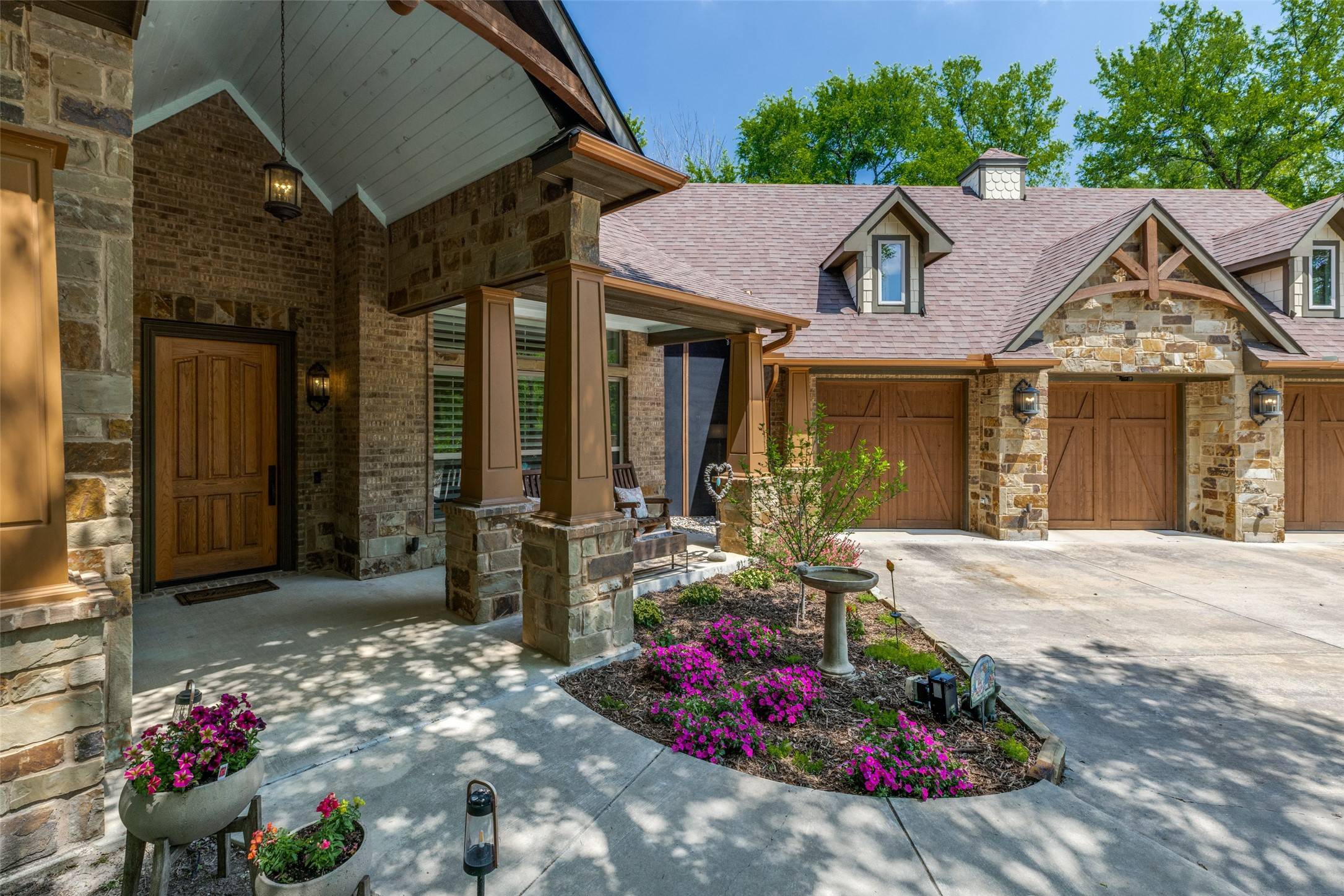 13998 Windham DR, Van Alstyne, TX 75495