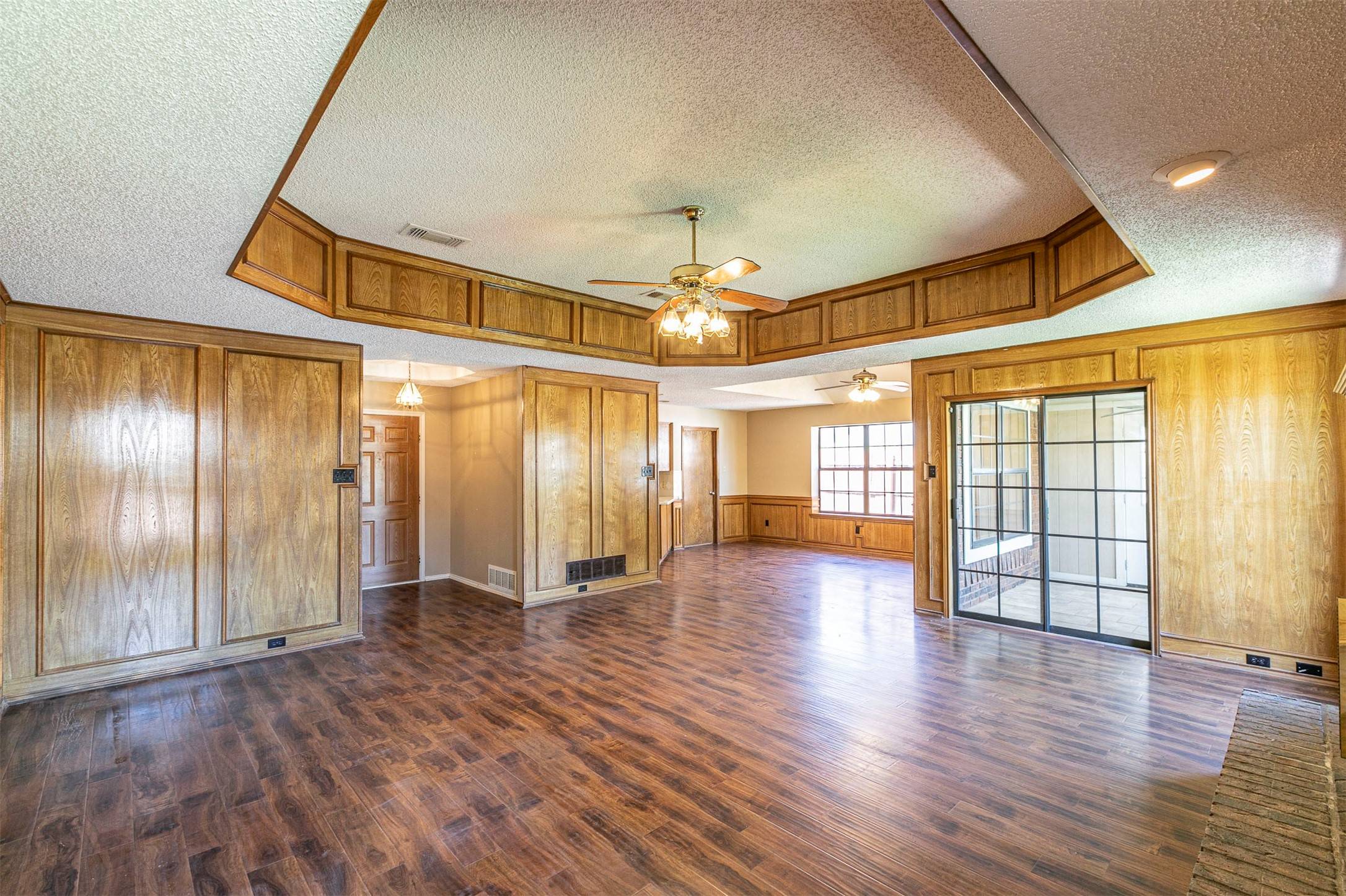 Denton, TX 76210,3917 Winston DR