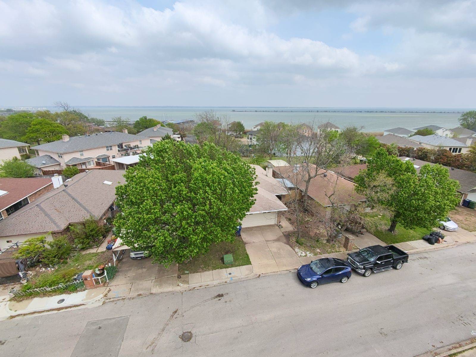 Garland, TX 75043,5138 Shoregate DR