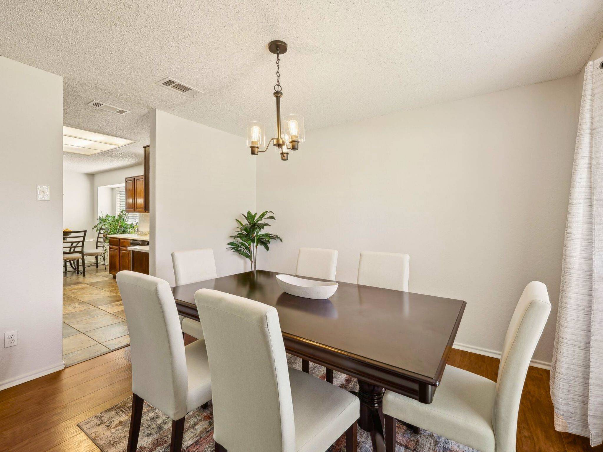 Dallas, TX 75227,5226 Freestone CIR
