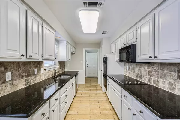 Richardson, TX 75081,1008 Windsong TRL