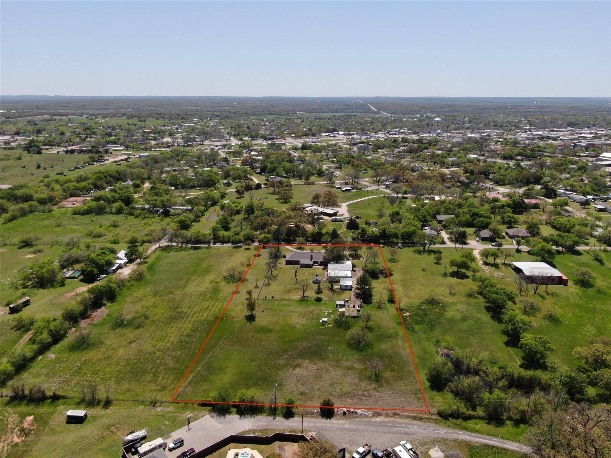 517 E Locust ST, Nocona, TX 76255