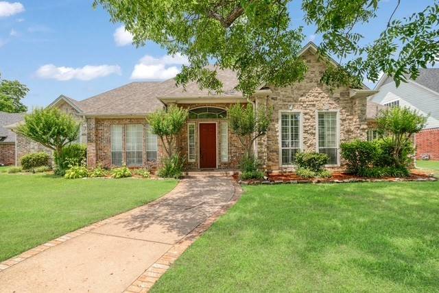 553 Brookes WAY, Reno, TX 75462