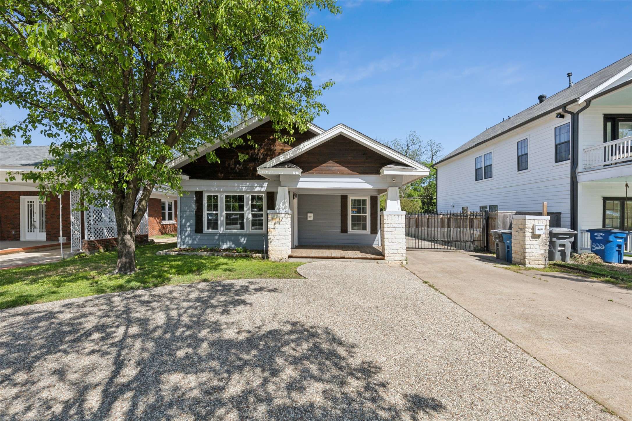 Dallas, TX 75208,318 S Montreal AVE