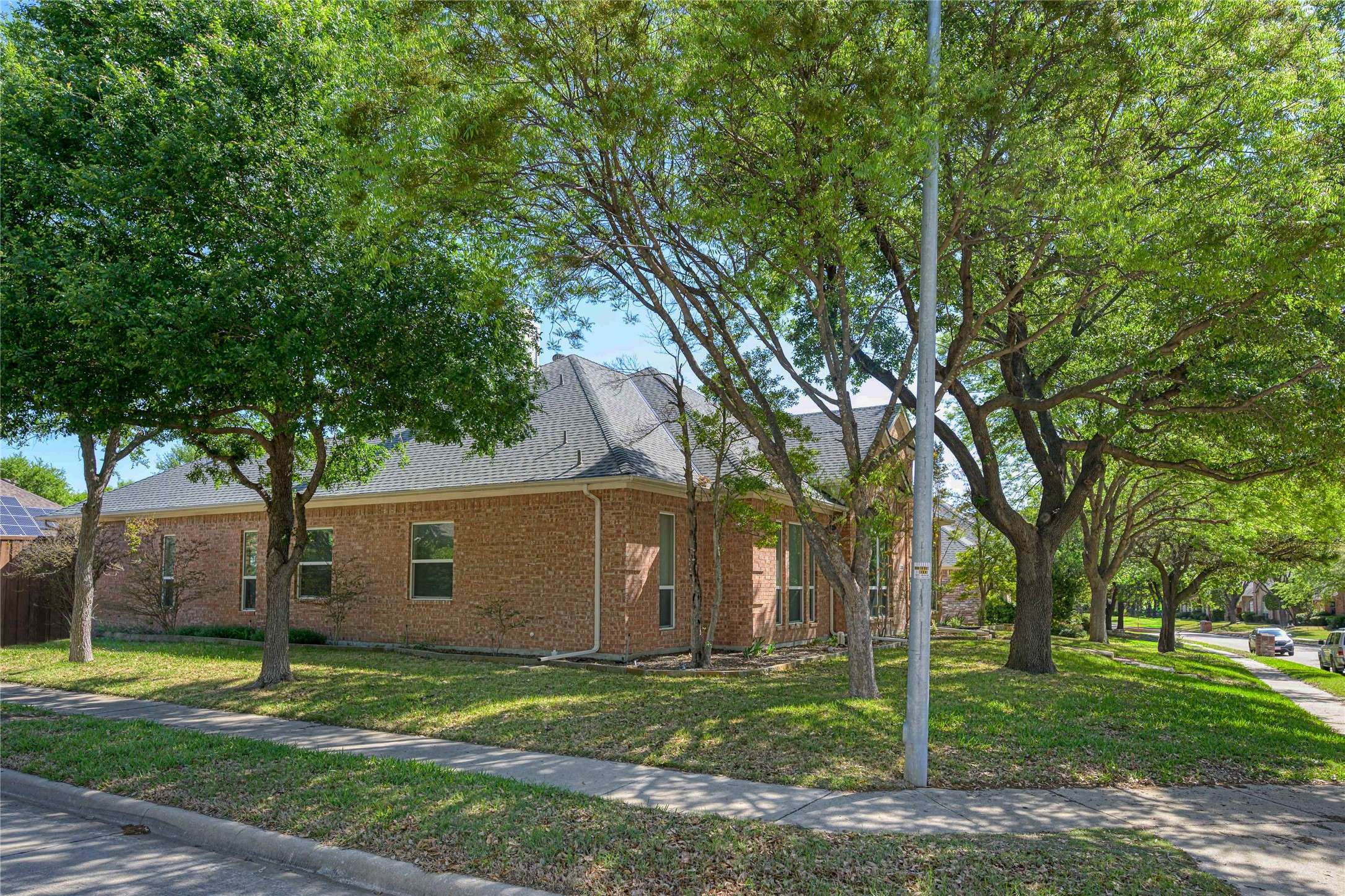 Plano, TX 75025,2449 London DR