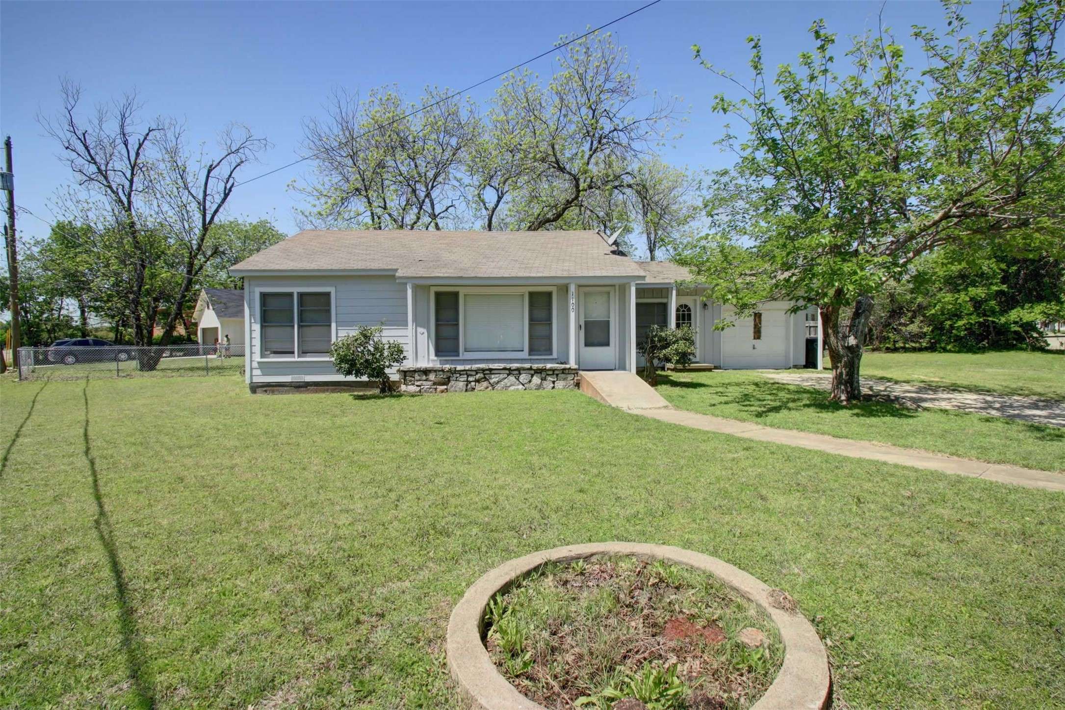 Cleburne, TX 76033,1100 Williams AVE