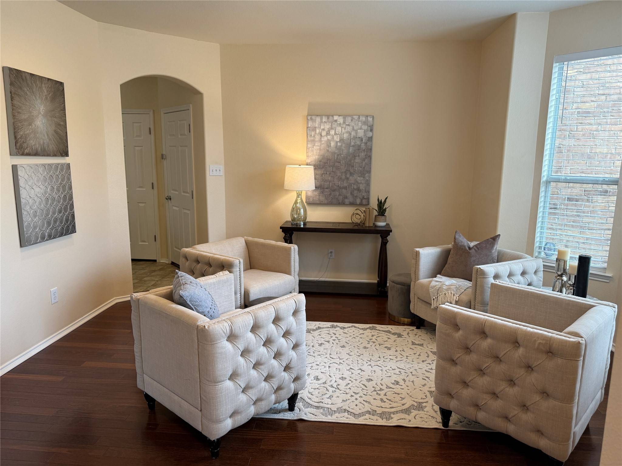 208 Wenrick DR, Roanoke, TX 76262