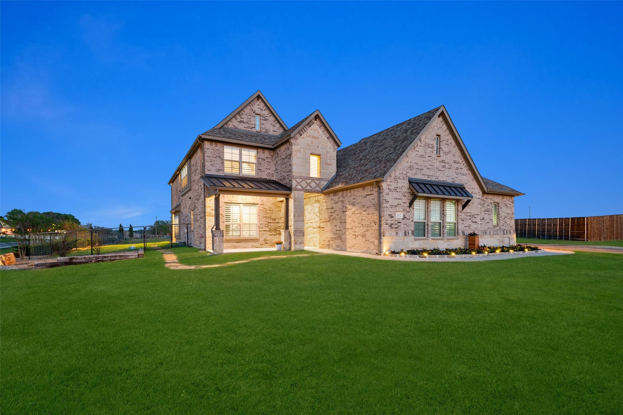 112 Walnut DR, Van Alstyne, TX 75495