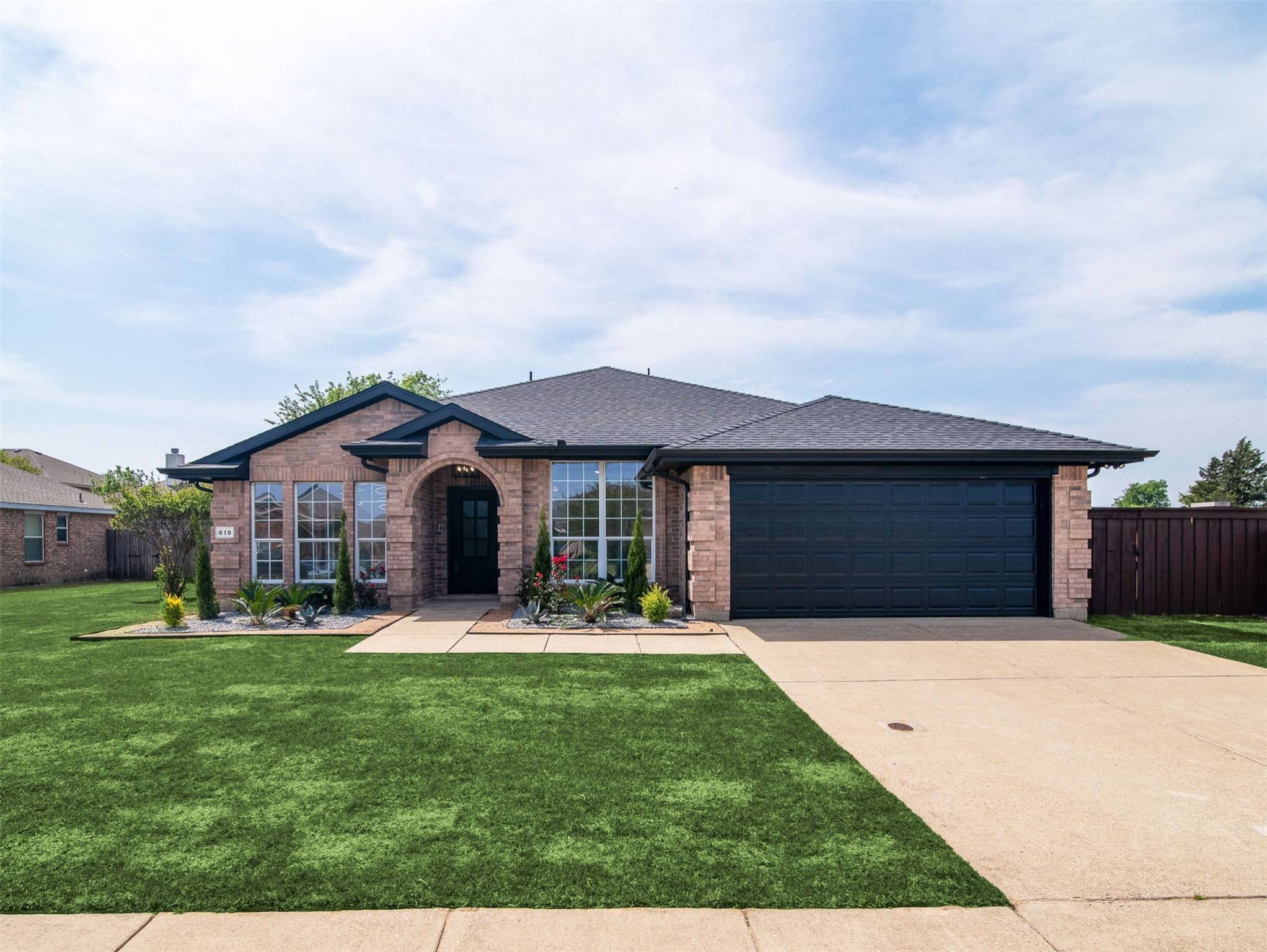 619 Skelton ST, Royse City, TX 75189