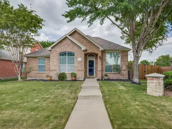 7298 Juniper DR, Frisco, TX 75033
