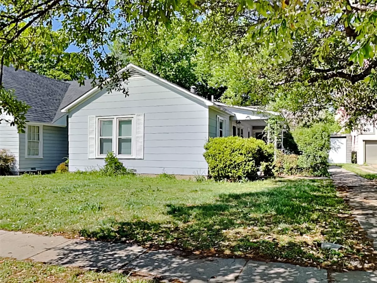 Fort Worth, TX 76109,3222 Cockrell AVE